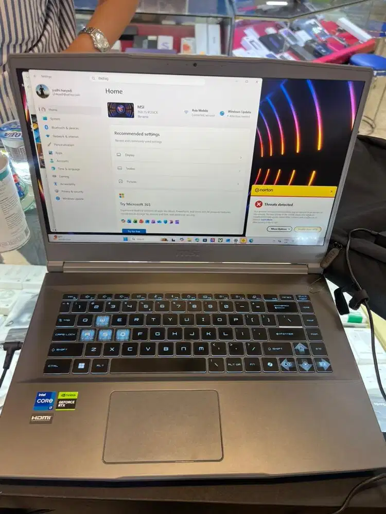 Laptop MSI Thin 15 B12UCX 16/512GB Core i7
