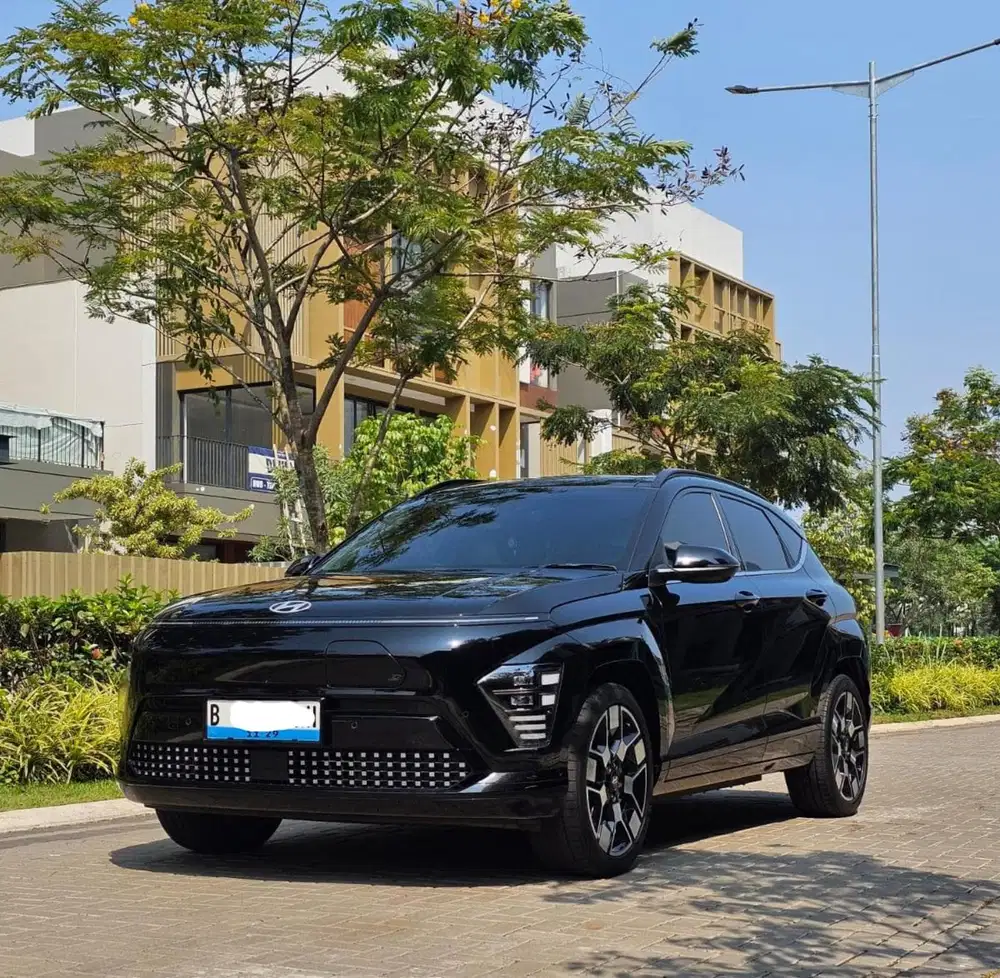 Hyundai kona signature listrik th 2024