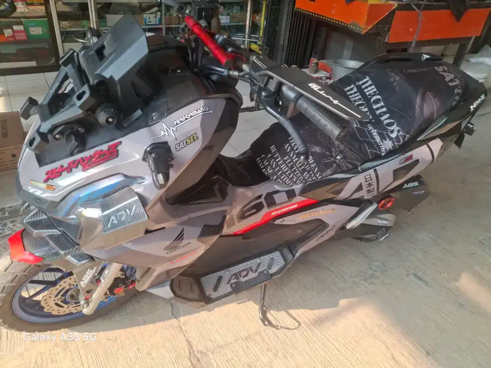 Jual cepat honda hdv tahun 2023 tgn pertama  motor jarang di pakai