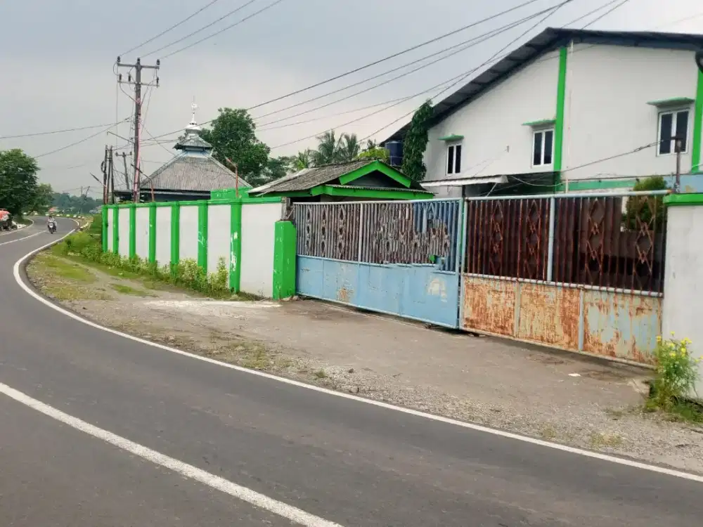 Dijual gudang bisa industri pinggir jalan raya karawang barat
