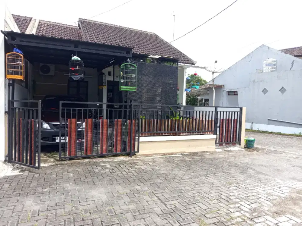 Rumah hook siap huni strategis