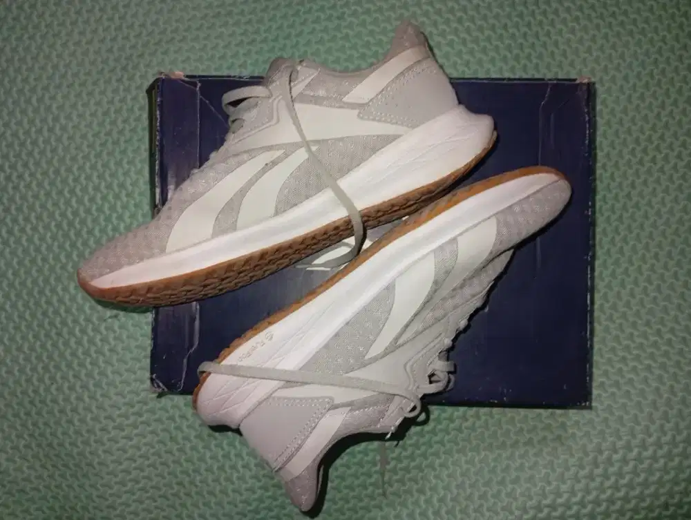 Sepatu Reebok running (Man)