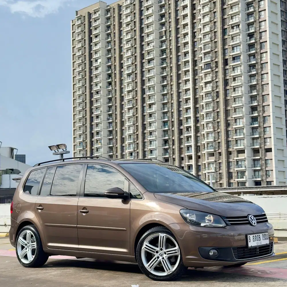 Volkswagen vw Touran 2014