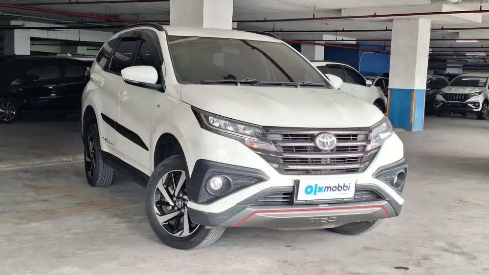 Toyota Rush 1.5 TRD Sportivo Bensin AT 2021  ( ACJ )