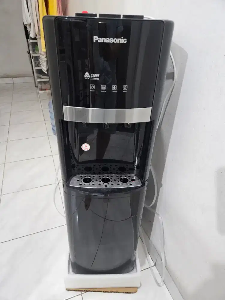 Dispenser galon bawah PANASONIC NY-WDB 83MA
