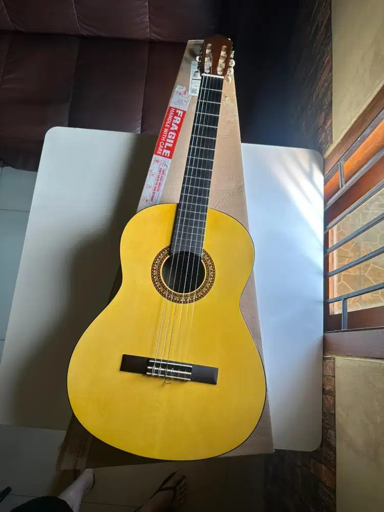 gitar klasik yamaha c315