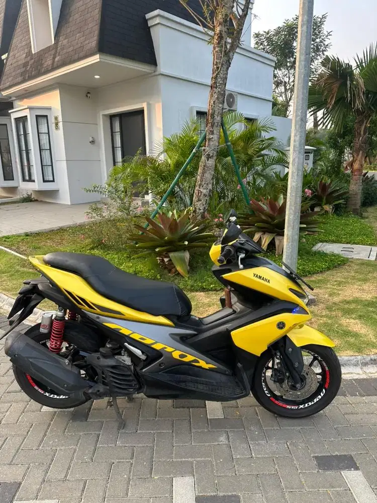 Yamaha Aerox 2018 Yellow Normal Siap Pakai