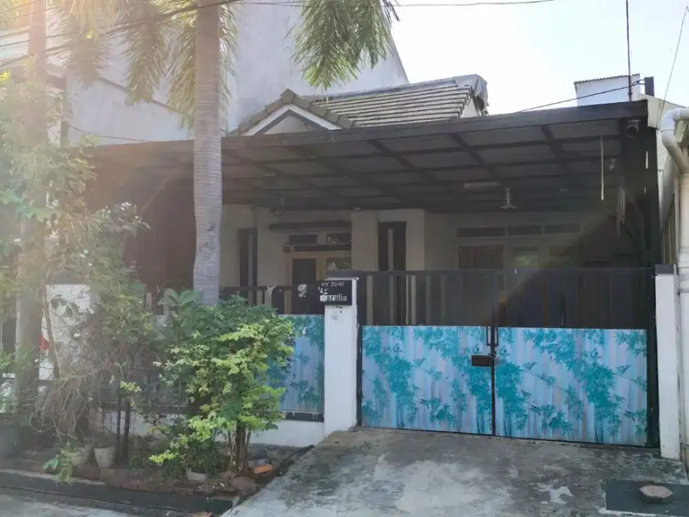 Disewakan Rumah di Cluster Aralia, Harapan Indah