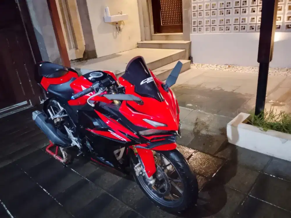Honda CBR 150,2023,pajak hidup,surat-surat lengkap