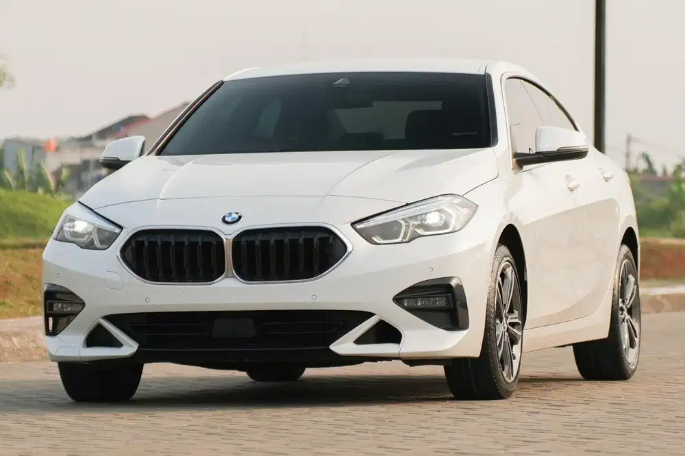 Baby Panda! BMW 218i Sport Line Gran Coupe 2023 White 320i c200 cla200