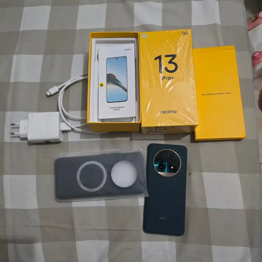 Realme 13 pro plus 5G 12/512gb like new