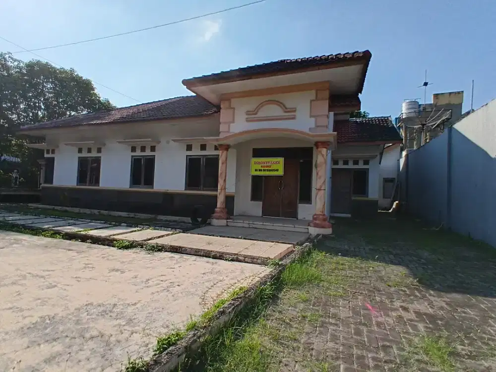 Rumah besar 5kamar di desa mogawon kudus.