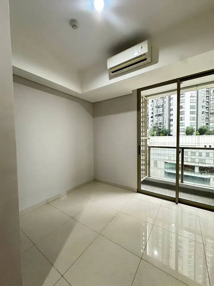DISEWAKAN APARTEMEN TAMAN ANGGREK RESIDENCES STUDIO SEMIFURNISH