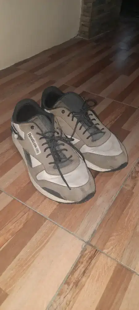 sepatu reebook ukuran 44