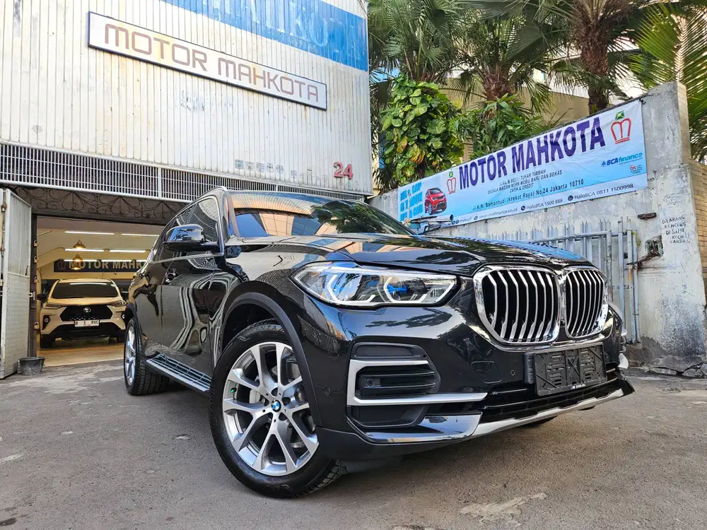 4 rb km BMW X5 3.0 xDrive 4.0i Xline G05 AWD 2024 nik 2023 hitam X 5