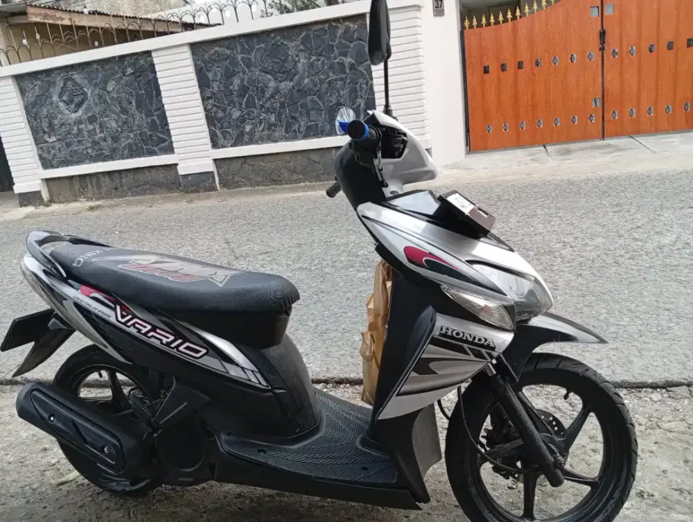Vario 110 CW Putih