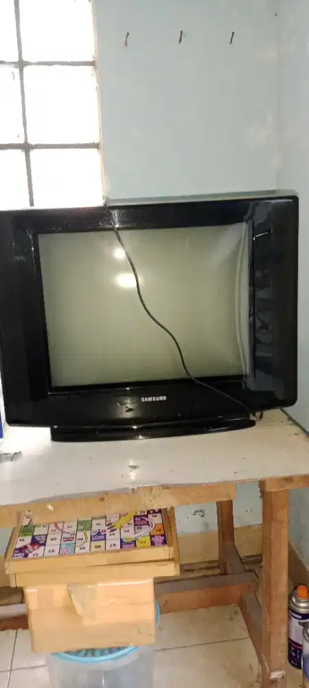 TV samsung tabung flat