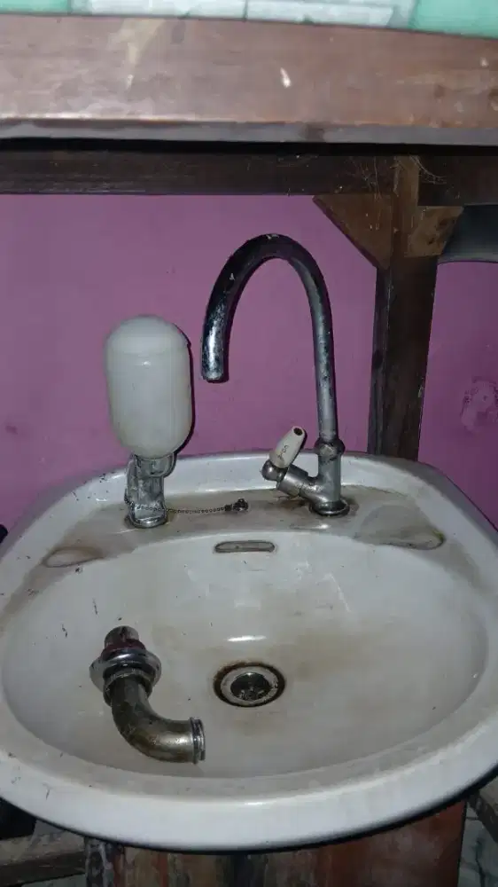 Westafel cuci tangan
