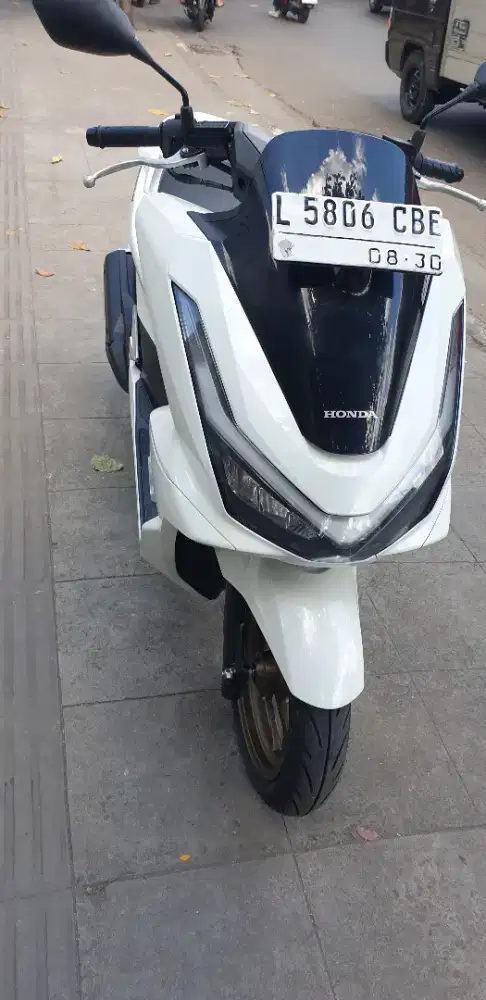 Km 500 PCX 160 Hibrege th 2025 seperti baru pjk baru