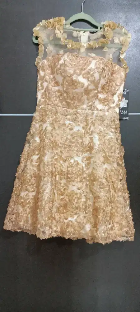 DIJUAL DRESS / GAUN PESTA WANITA