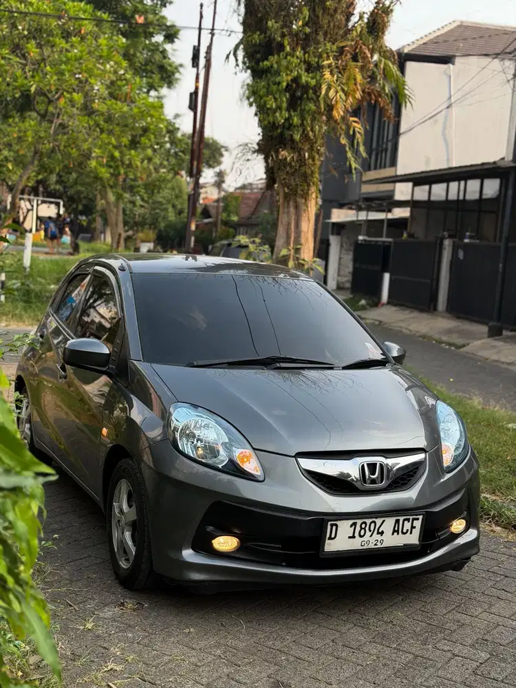 Honda Brio E CKD AT thn 2014
Setangan Dari Baru lengkap pajak isi