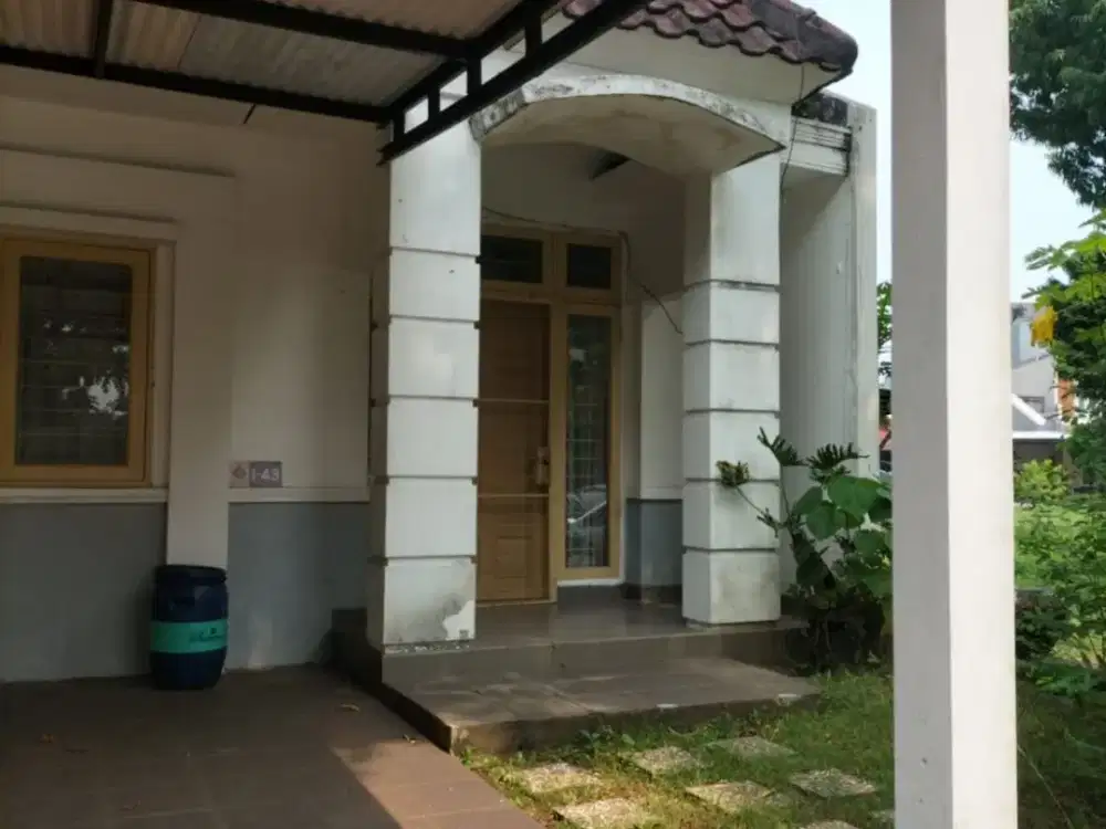 Disewakan murah rumah di Alam Sutera