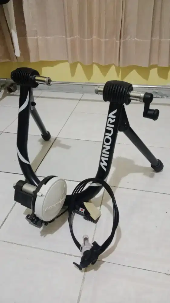 Minoura Mag Ride Bike Trainer