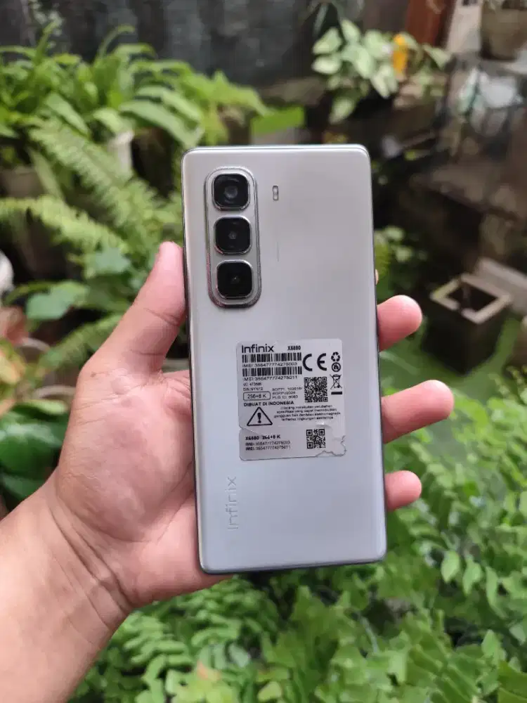 Infinix hot 50 pro plus 8/256