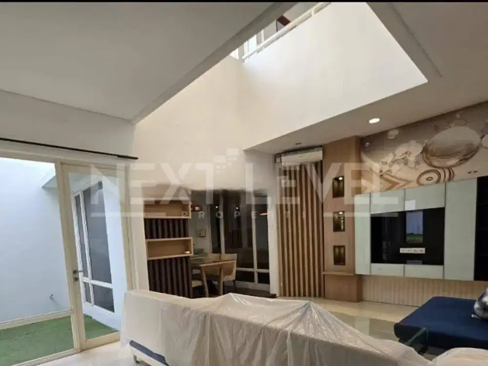 Dijual Rumah Furnish Forest Mansion Wiyung Surabaya Barat