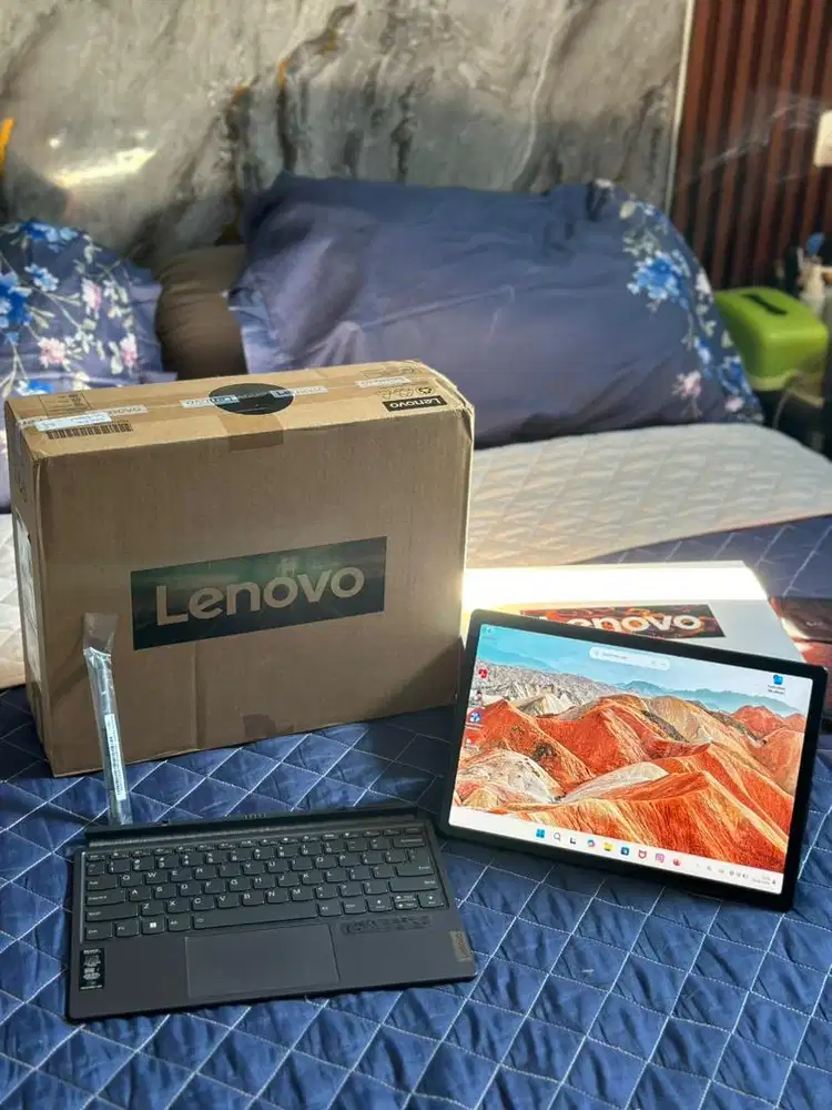 DIJUAL LAPTOP LENOVO IDEAPAD DUET 5 Intel Core i5-1235U