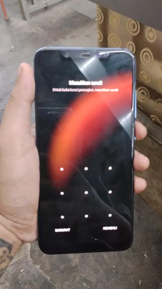 Mi 8 ram 6/128 minus sinyal hilang