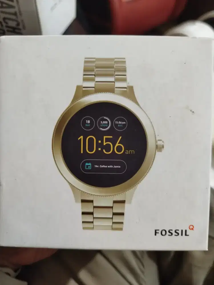 Fossil smartwatch, Q venture ...