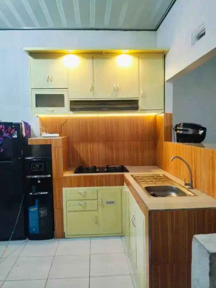kitchen set interior.menjadikan sudut dapur selalu segar
