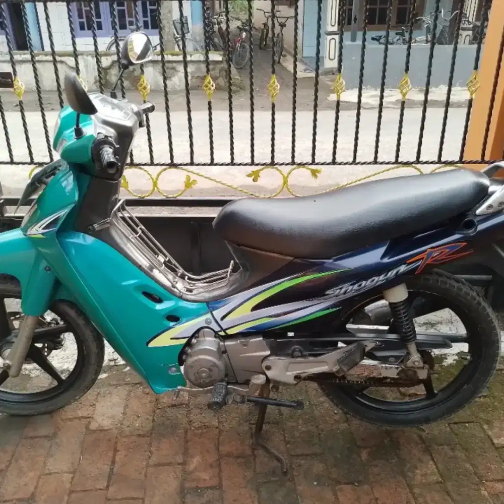 Suzuki Shogun Hijau Biru