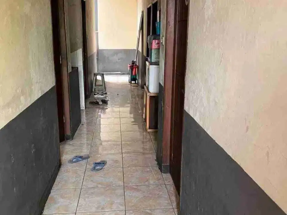 Dijual Rumah Kost kelapa dua Tangerang, Depan jalan lebar 2 mobil