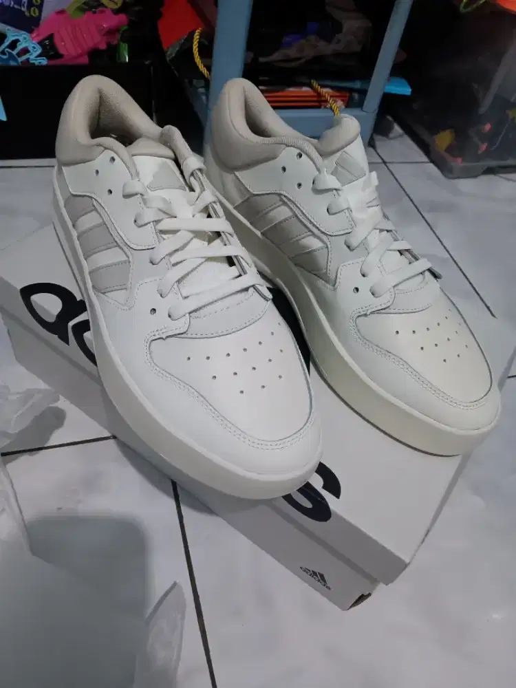 Sepatu adidas court 24 ga jadi paka