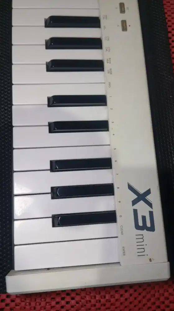 MIDI CONTROLLER MIDIPLUS X3