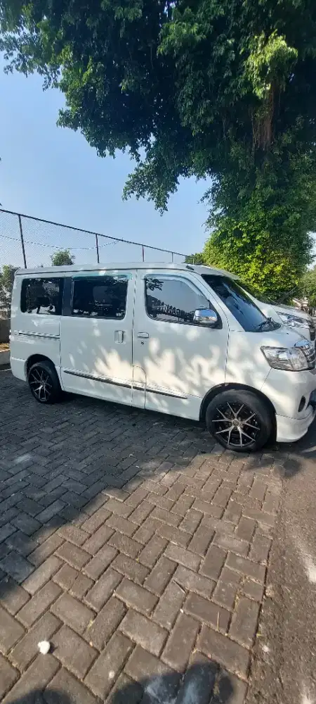 Jual Daihatsu LUXIO 2016 Tipe X MT