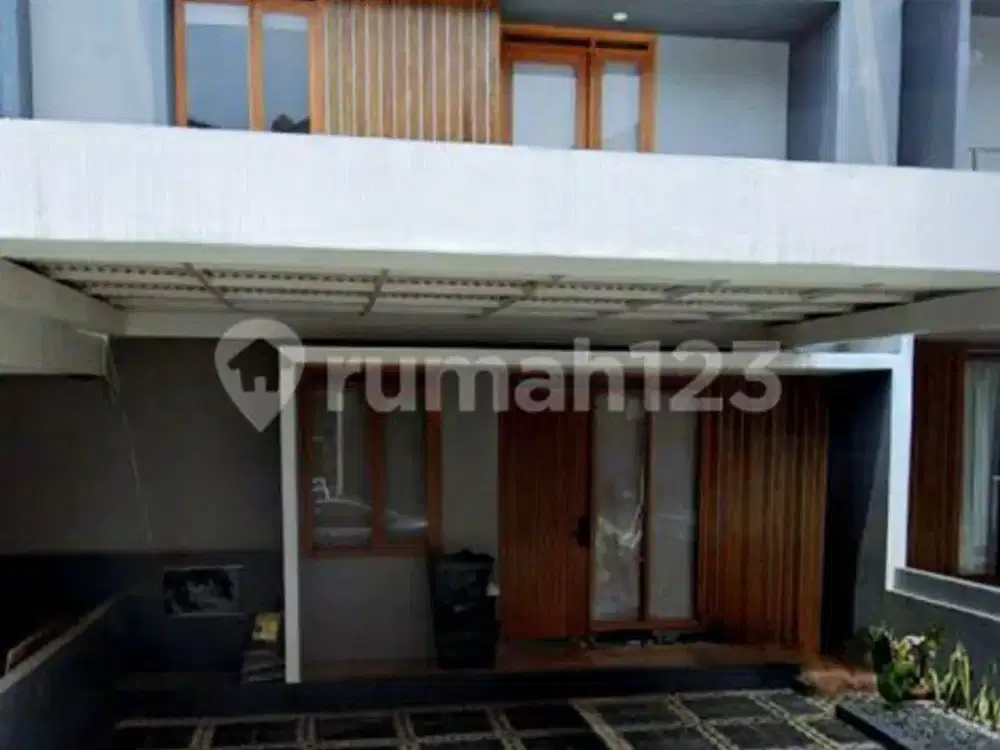 Rumah Bagus Bali Garden View Awiligar Dago One Gate System Bandung