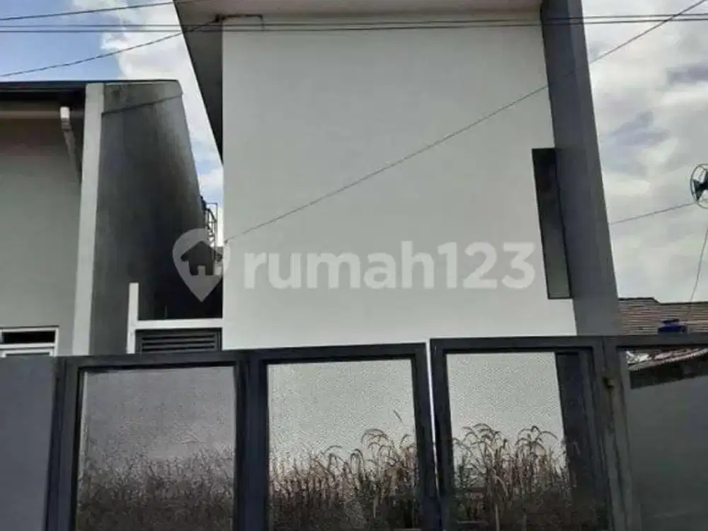 Dijual Rumah Bagus 2 Lantai Semi Furnished Cisaranten Arcamanik Bandung Kota
