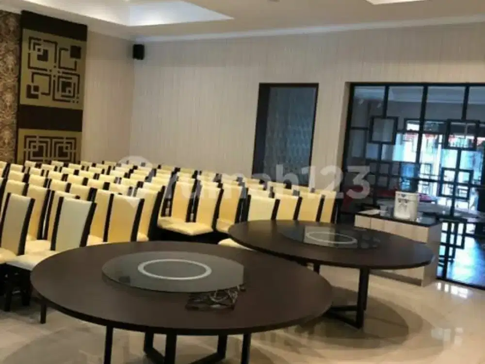 Siap Usaha! Bekas Restoran Lokasi Emas di Pasirkaliki Bandung