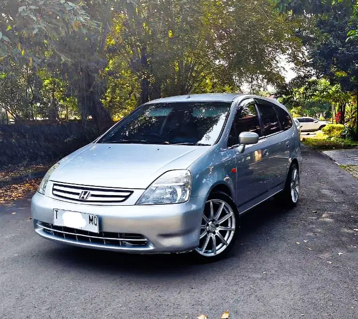 Honda Stream 1.7cc 2002 mulus bgt istimewa