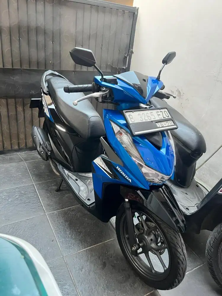 Honda beat deluxe 2023 biru hitam