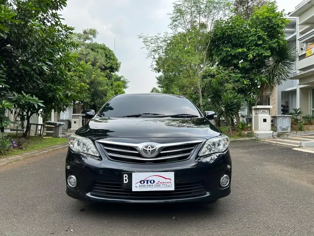Toyota Altis 1.8G matic 2012