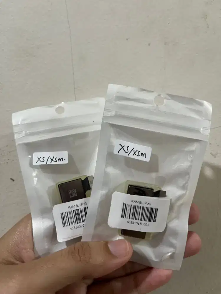 kamera belakang ip XS