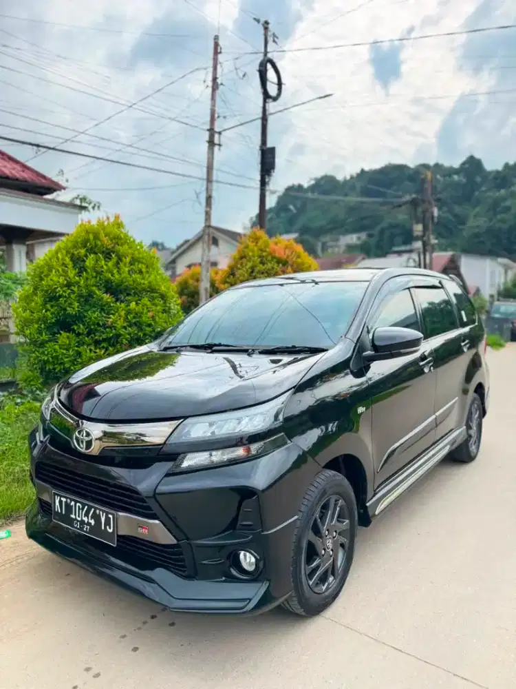 DIJUAL
Toyota Avanza Veloz GR Matic Tahun 2021