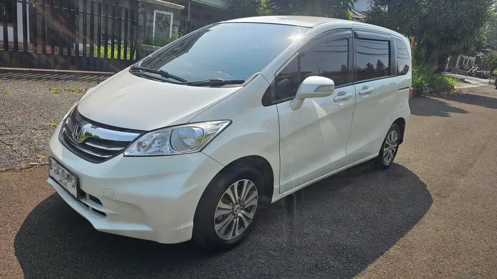 Honda Freed 2013 Bensin