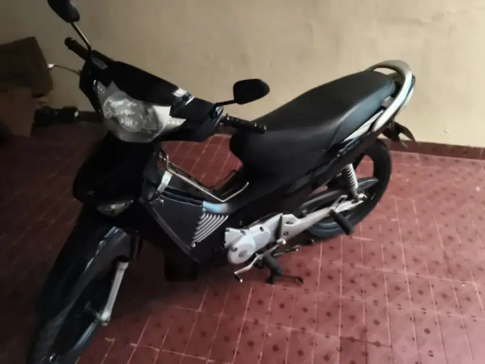 sepeda motor milik pribadi