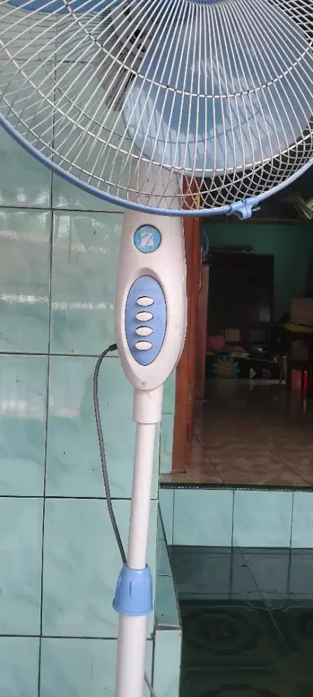 Kipas angin miyako murah