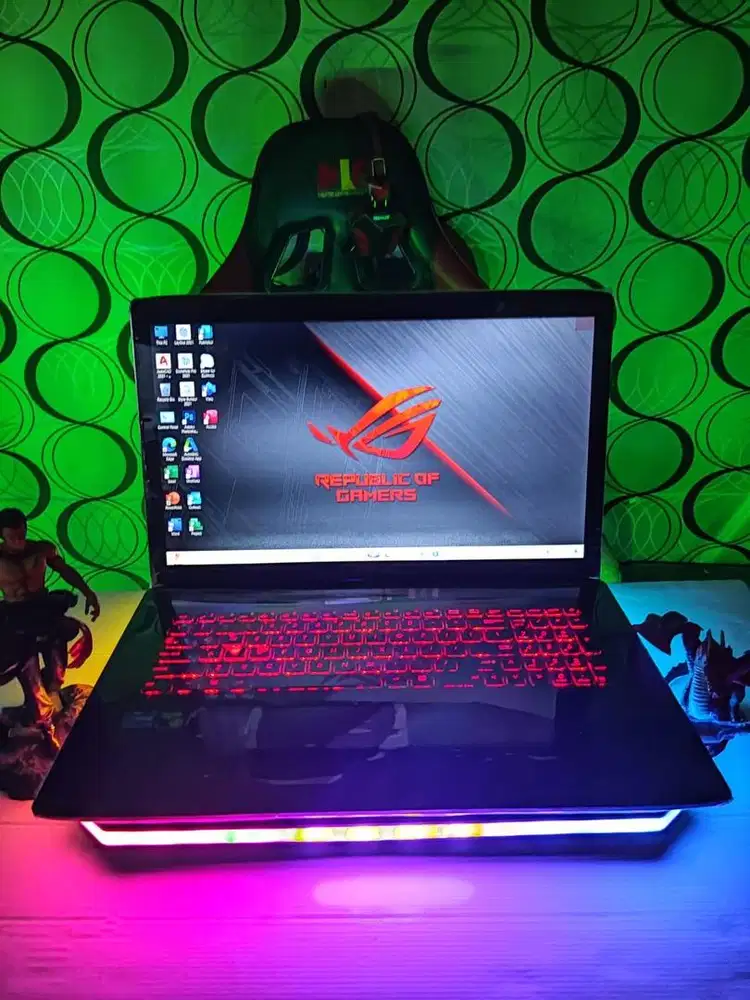 Laptop Gaming ASUS ROG Core i7 Ram 16gb Ssd+Hdd Dual Vga CoD